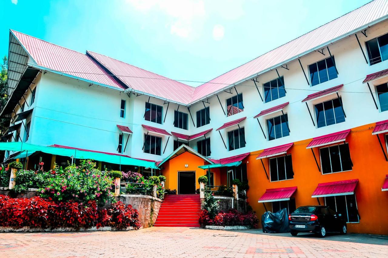 Sri Venkateshwara Residency Hotel Madikeri Exterior photo